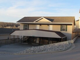 16588 Hunters Ridge Ln Saint Robert MO Apartments