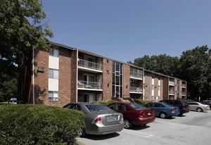 The Lofts at Harbor House Apartments