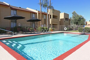 Country Gables Apartments