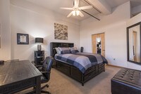Building Photo - KC Loft Central Apartments in Kansas City, Missouri