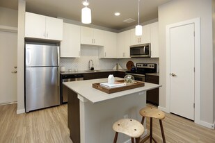 The Tenzing Apartamentos