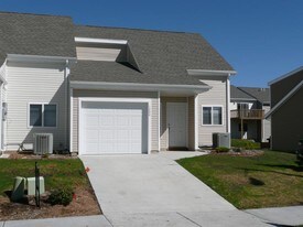 3 Bedroom Townhome for Rent $1300
