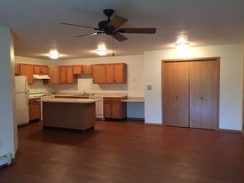 Columbia West Apartments