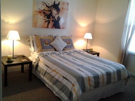Polo Run I & II Apartments