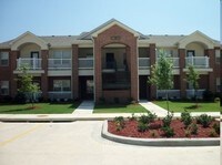Building Photo - The Fairways at Auburn Apartments in Auburn, Alabama