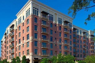 The Belle Meade at River Oaks Apartments
