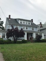 16115 Clifton Blvd Apartamentos