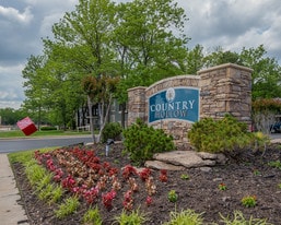 Country Hollow Apartments