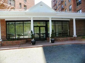 600 Hylan Blvd Staten Island NY Apartments