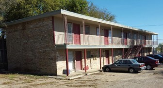 1725 Sanger Ave Waco TX Apartments