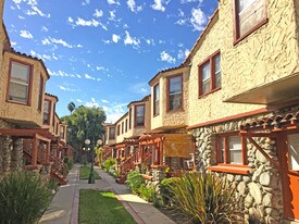 677 N Park Ave Pomona CA Apartments