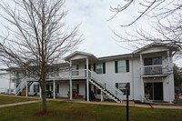 Village on the Green Apartments