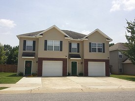 96 Pine Meadows Cir
