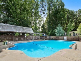 Oak Manor Apartments