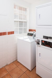 Building Photo - Berendo Apartments in Los Angeles, California