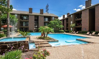 Foxboro Apartment Homes