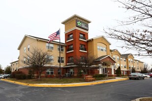 Furnished Studio – Columbia - Columbia Cor...