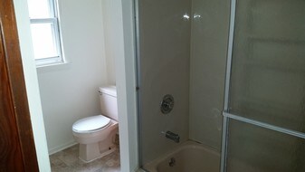 3320 Overbrook Dr Apartments