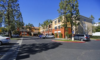 Furnished Studio – Los Angeles - Glendale