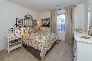 Manassas Meadows Apartments