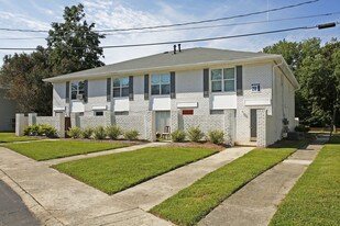 Ashlar Townhomes Apartments