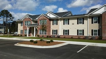 River Pointe Apartments