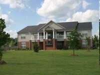 Spring Lake I/II Apartments