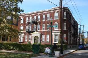 136 Dwight Apartamentos