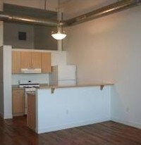 166 Valley St Apartments