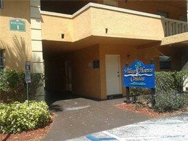 17255 SW 95th Ave Miami FL Apartments
