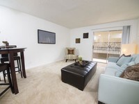 Interior Photo - The Breakers on the Lake Apartments in Austin, Texas