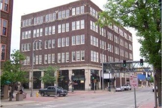 Shriver Square Lofts Apartments Sioux Falls Sd