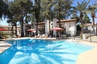Building Photo - Mission Palms Apartments in Phoenix, Arizona