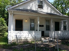 8414 Lowell Ln St. Louis MO Apartments