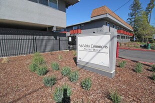 Altavista Commons Apartamentos