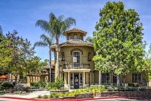 Sofi Westview Apartamentos