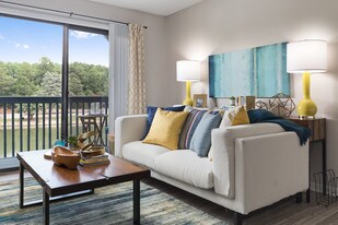 Edgewater Village Apartments