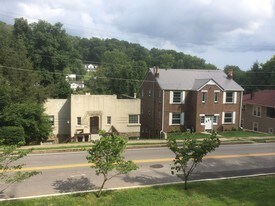 1116 Edgewood Dr Charleston WV Apartments