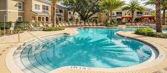 Colonial Grand at Lake Mary Apartments