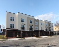 The Townhomes at Union Square Apartments