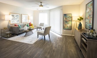 Sherwood Crossing Apartments