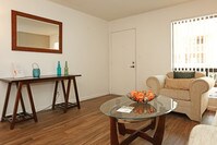 Interior Photo - Oakridge Apartments in Phoenix, Arizona