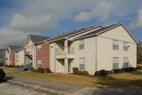 Lexington On the Lake Apartments