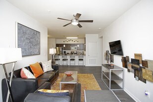 The Edge at Rouse Apartments- Leasing Per Bed