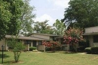 Carriage Hill Apartments