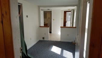 5 Ormond St Concord NH Apartments