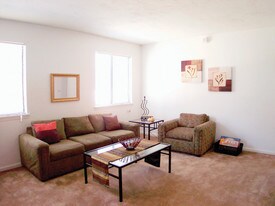 Chartre Oaks Apartments