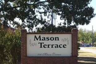 706 Mason Terrace Perry GA Apartments
