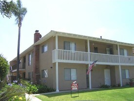 16042 Waikiki Ln Huntington Beach CA Apartments