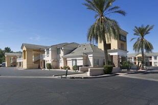 Furnished Studio – Phoenix - Airport - E. ...